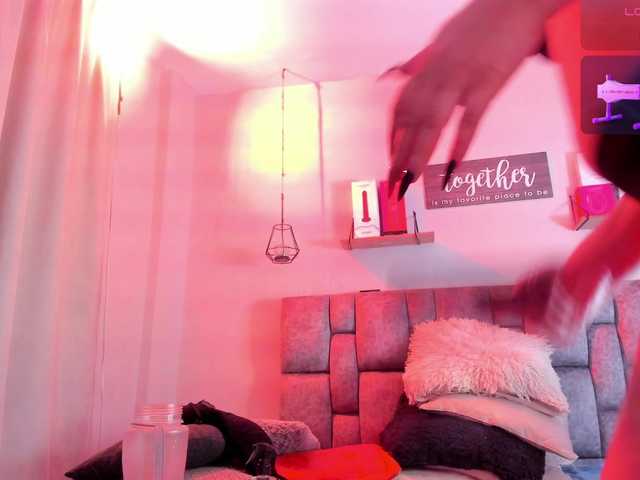 miia-smith97 live cam on BongaCams
