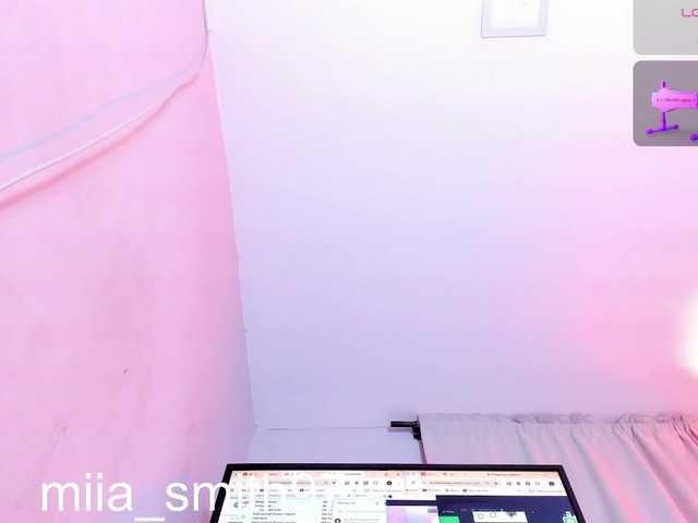miia-smith97 live cam on BongaCams
