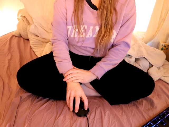 XxpixeyxX live cam on BongaCams