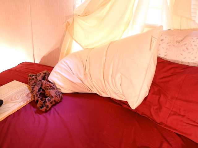XxpixeyxX live cam on BongaCams