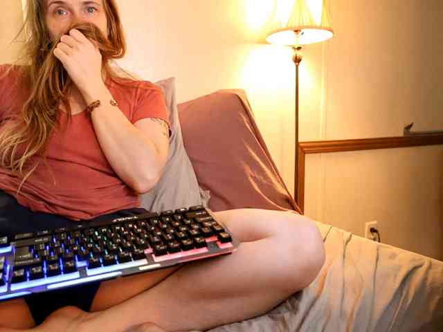 XxpixeyxX webcam