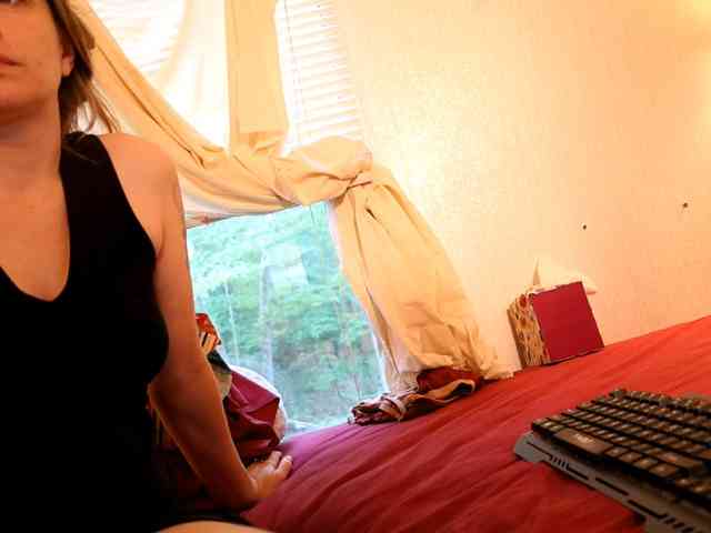 XxpixeyxX webcam