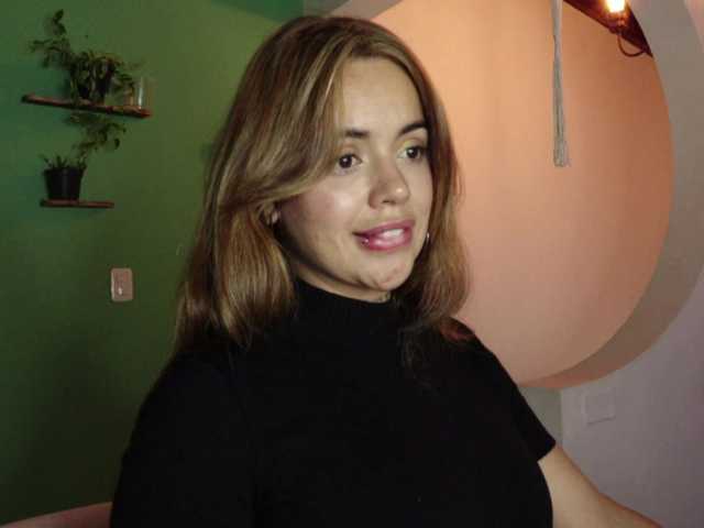 yandracelis live cam on BongaCams