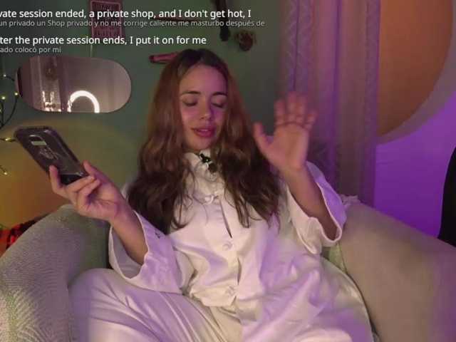 yandracelis, en directo ahora en BongaCams