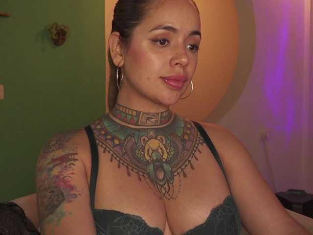 yandracelis live cam on BongaCams
