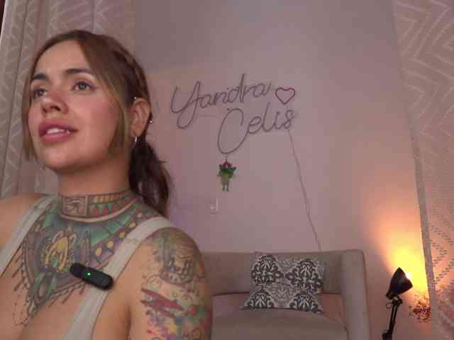 Modelo: yandracelis