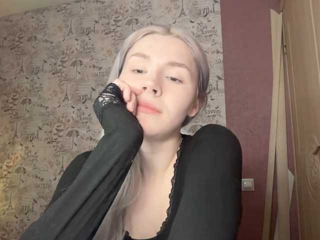 Yoursissydoll
