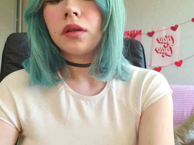 Yoursissydoll