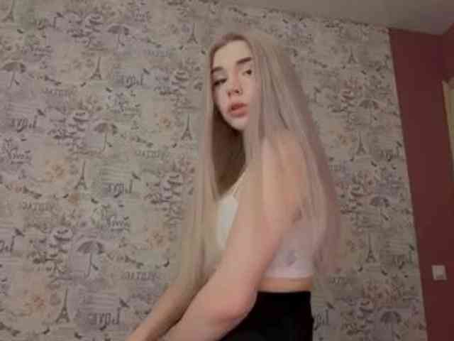Yoursissydoll