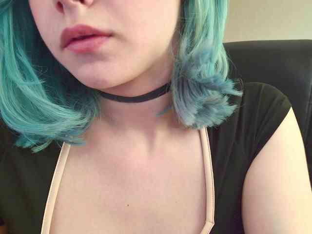 Yoursissydoll