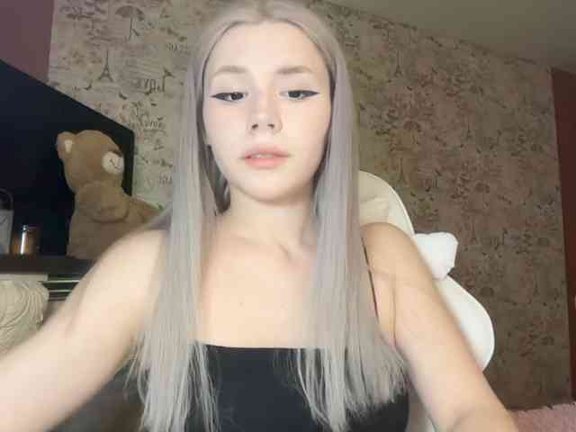 Yoursissydoll