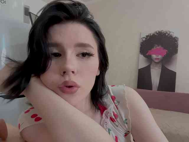 Yoursissydoll Sex Cam Show