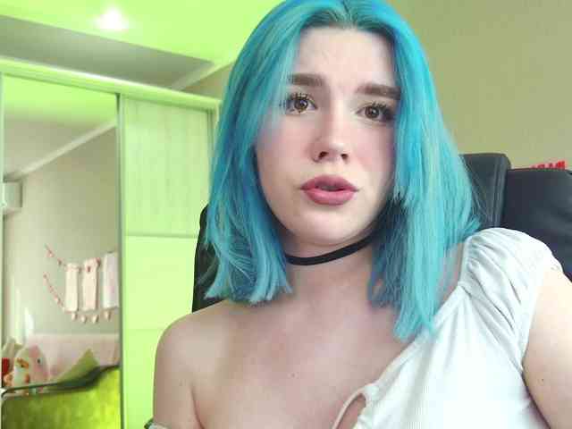 Yoursissydoll