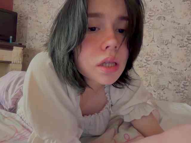 Yoursissydoll