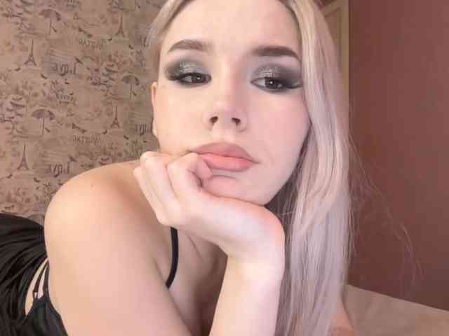 Yoursissydoll