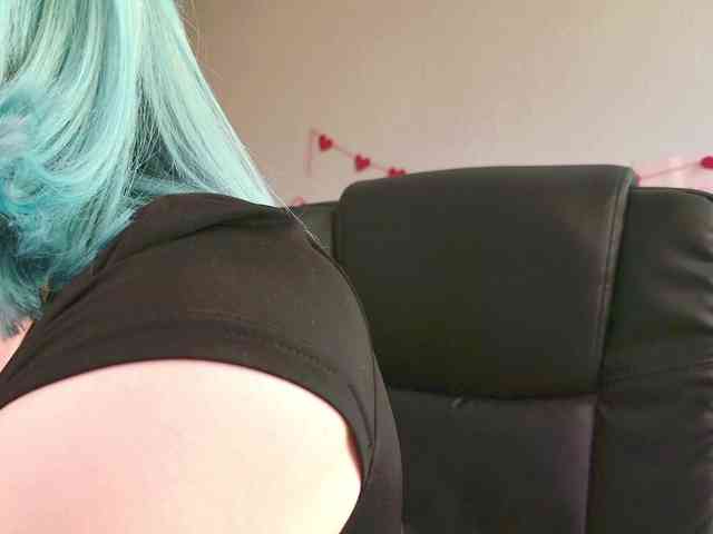 Yoursissydoll