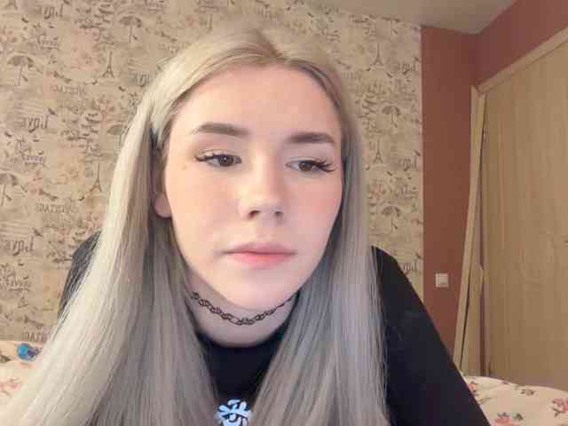 Yoursissydoll