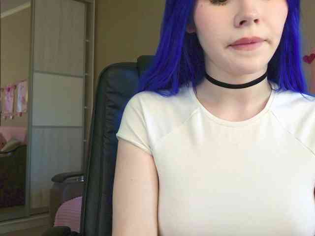 Yoursissydoll