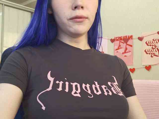 Yoursissydoll