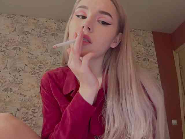 Yoursissydoll