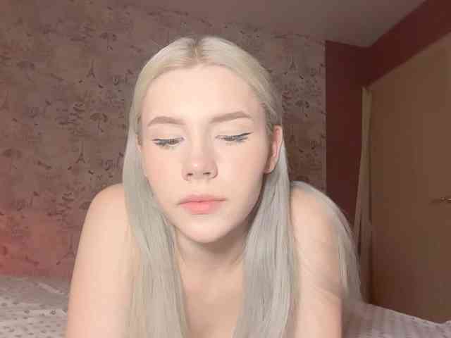 Yoursissydoll