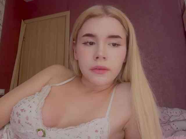 Yoursissydoll