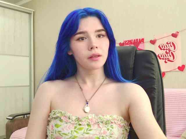 Yoursissydoll
