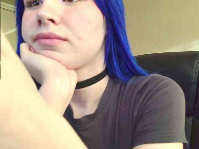 Yoursissydoll