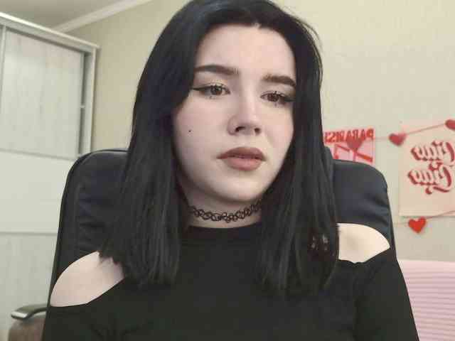 Yoursissydoll