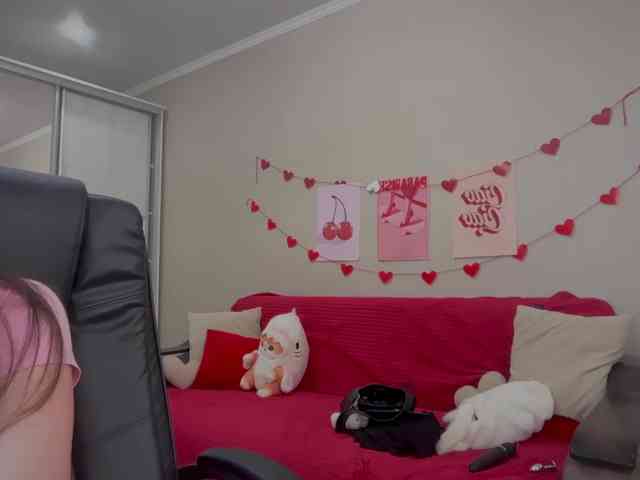 Yoursissydoll Live Webcam on BongaCams
