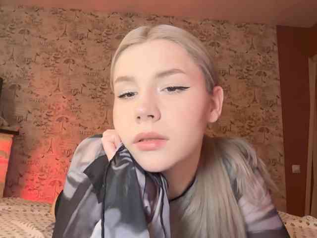 Yoursissydoll