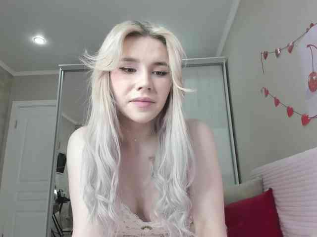 Yoursissydoll