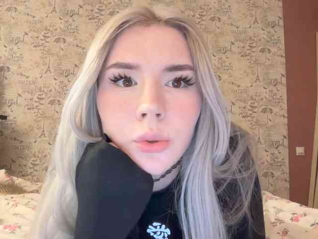Yoursissydoll