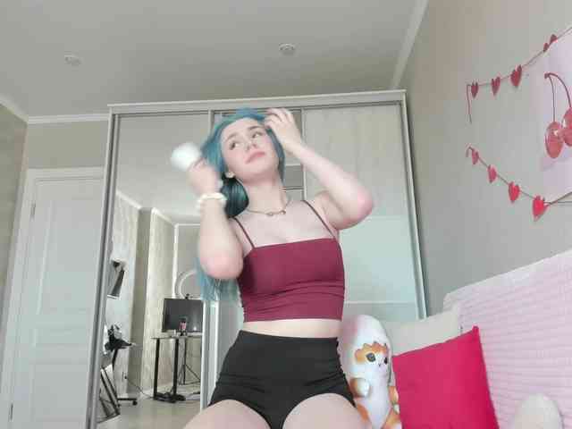 Yoursissydoll Live Webcam on BongaCams