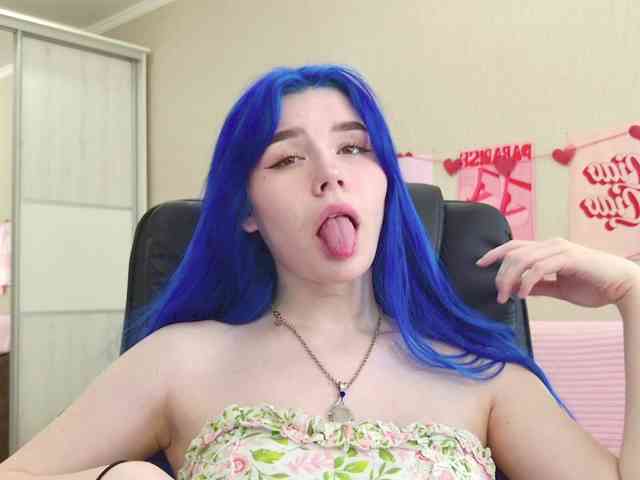 Yoursissydoll
