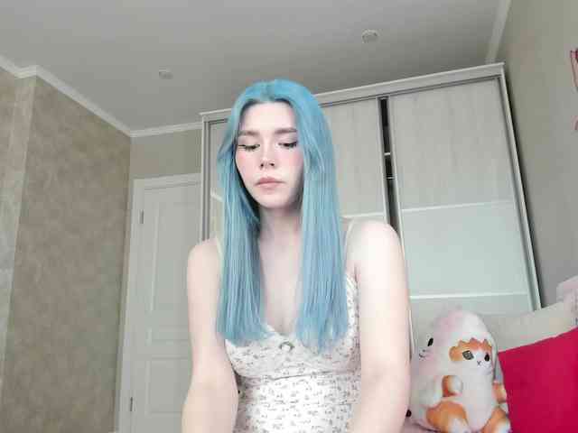 Yoursissydoll Live Webcam on BongaCams