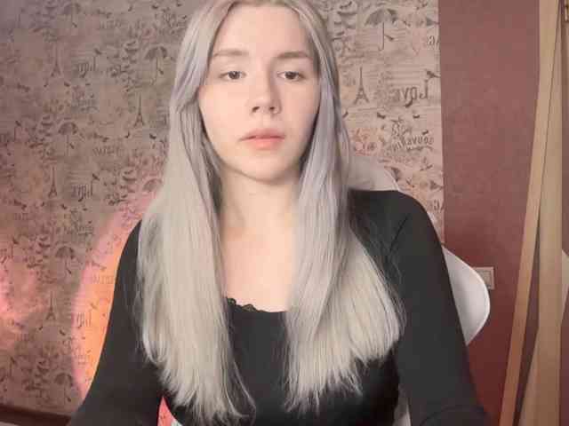Yoursissydoll