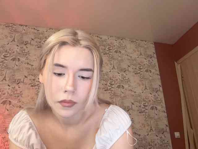 Yoursissydoll