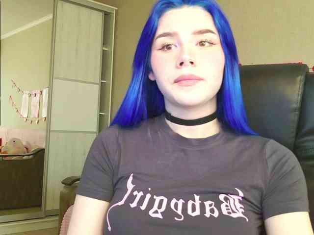 Yoursissydoll