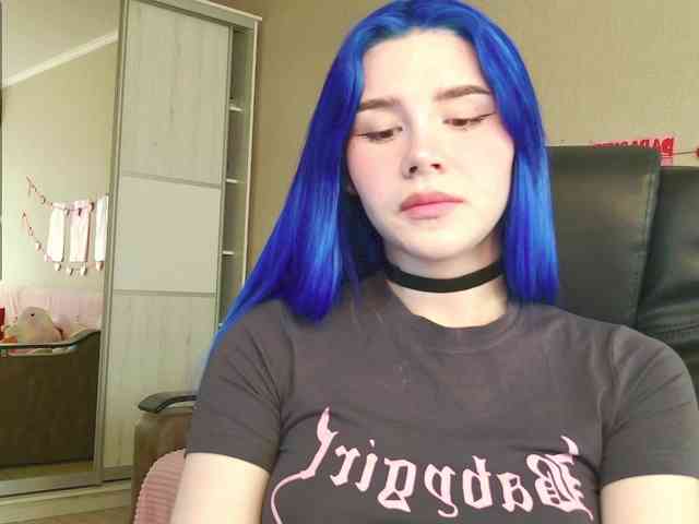 Yoursissydoll