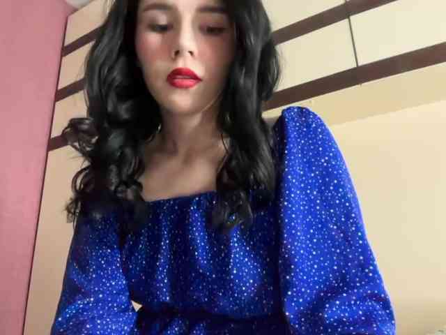 Yoursissydoll