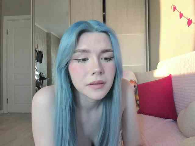 Yoursissydoll Live Webcam on BongaCams