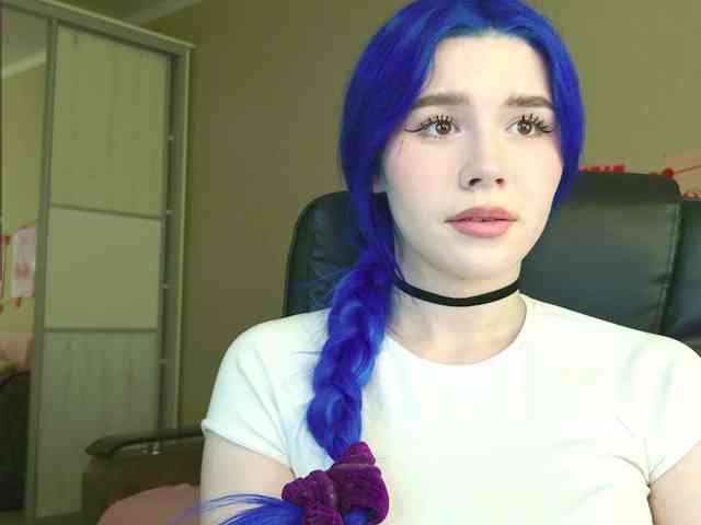 Yoursissydoll