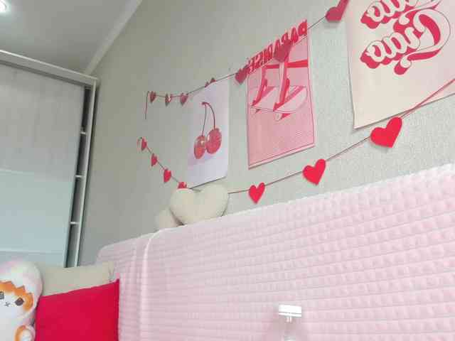 Yoursissydoll Live Webcam on BongaCams