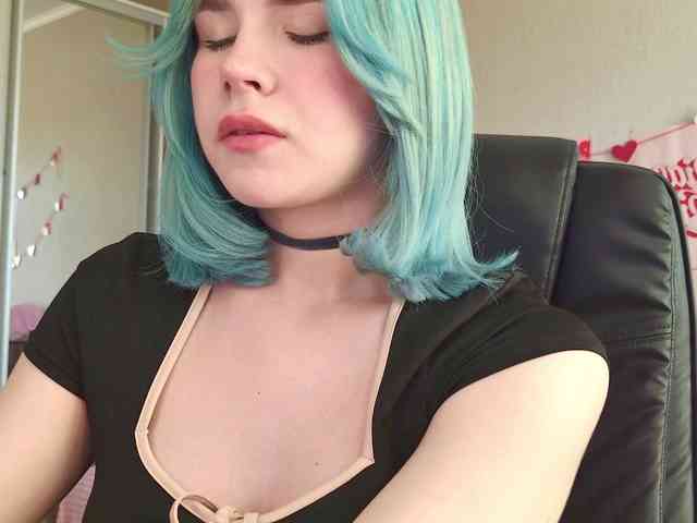 Yoursissydoll