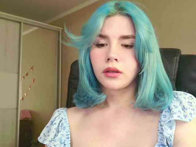 Yoursissydoll