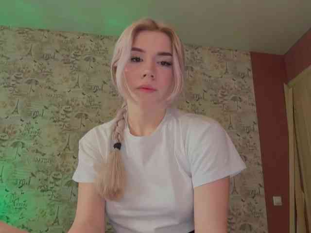 Yoursissydoll