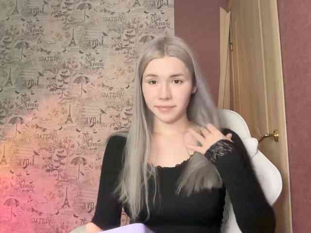 Yoursissydoll