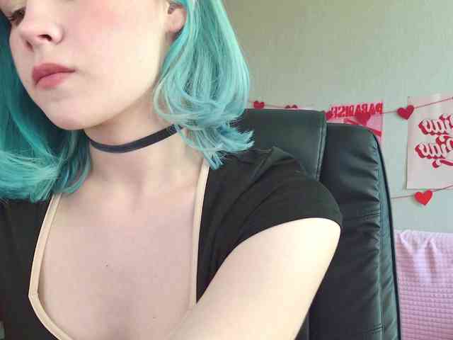 Yoursissydoll