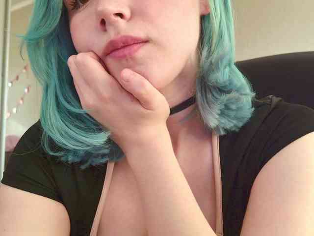 Yoursissydoll
